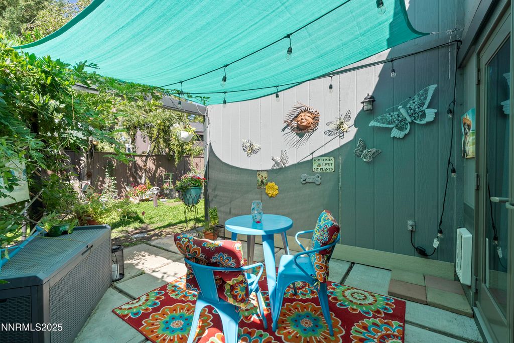 Image 27 of property listing at 6435 Meadow Valley Lane, Reno, NV 89519