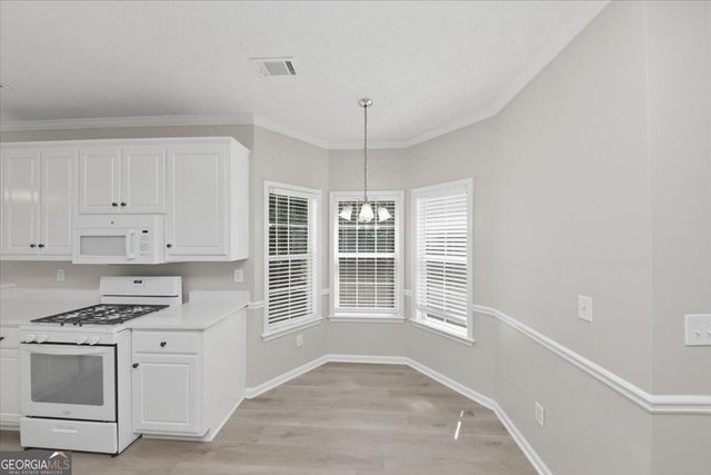 3828 Martingale Drive SE, Conyers, GA 30094