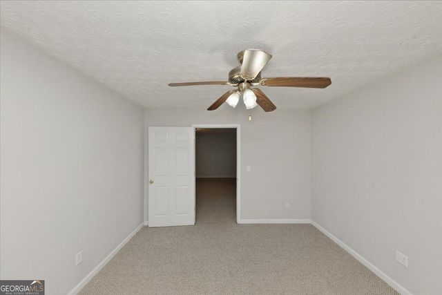 3828 Martingale Drive SE, Conyers, GA 30094