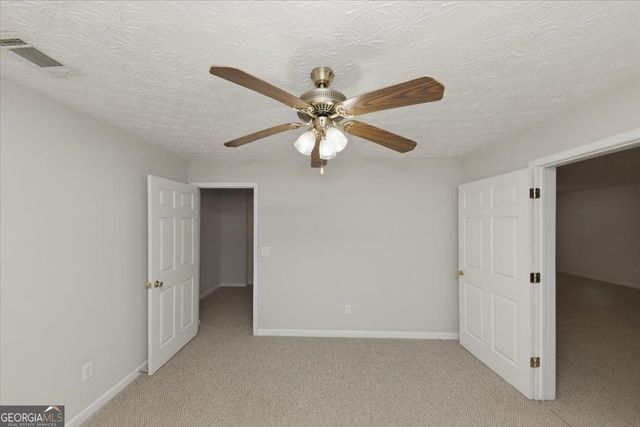 3828 Martingale Drive SE, Conyers, GA 30094