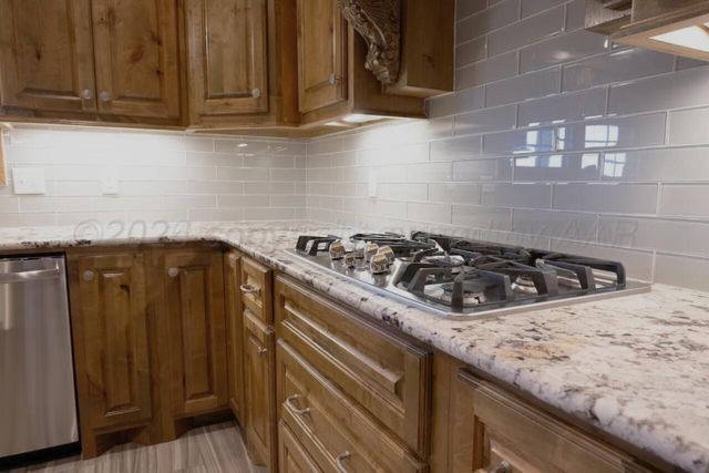 1805 MADISON Avenue, Dumas, TX 79029