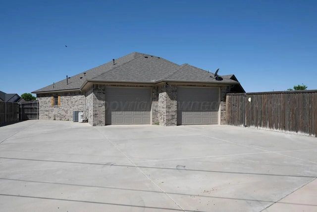 1805 MADISON Avenue, Dumas, TX 79029