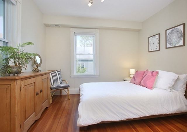 425 Medford St C, Somerville, MA 02145