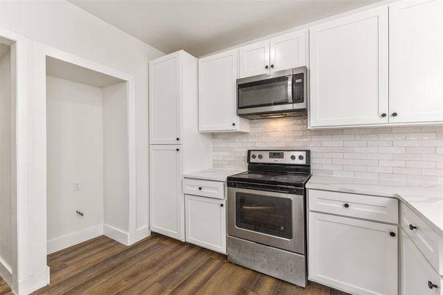 418 Lillian Street, Dallas, TX 75211