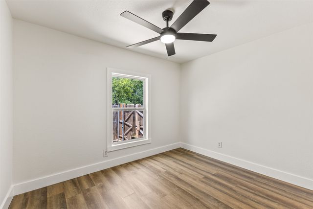 418 Lillian Street, Dallas, TX 75211
