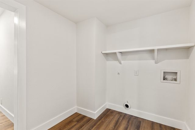 418 Lillian Street, Dallas, TX 75211