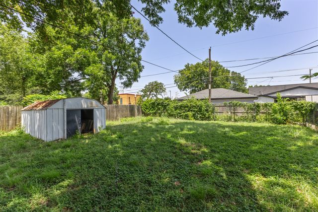 418 Lillian Street, Dallas, TX 75211
