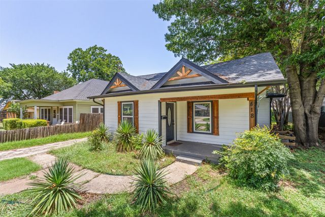 418 Lillian Street, Dallas, TX 75211