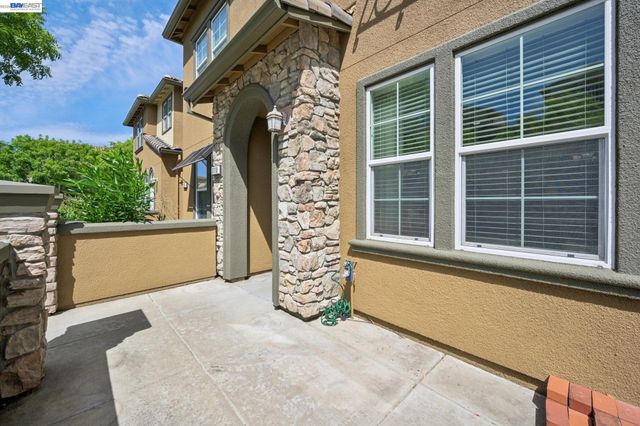 3118 Fioli Way, San Ramon, CA 94582