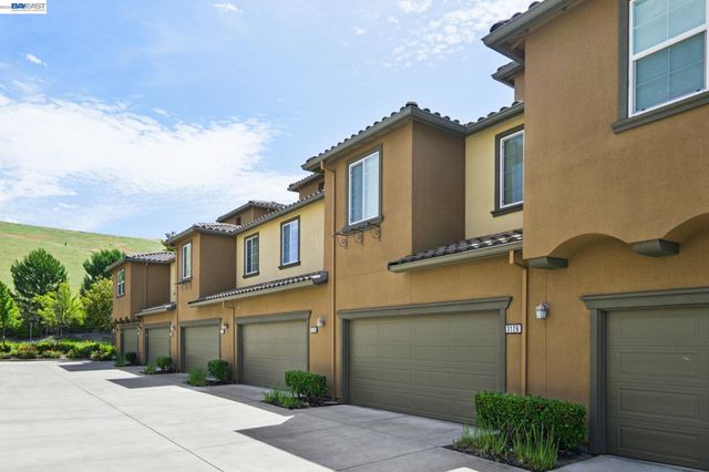 3118 Fioli Way, San Ramon, CA 94582