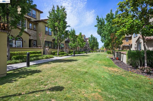 3118 Fioli Way, San Ramon, CA 94582