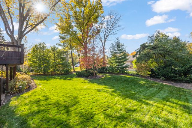1570 Orchard Road, Wheaton, IL 60189