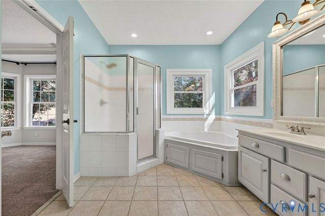 9324 Oak River Dr, South Chesterfield, VA 23803