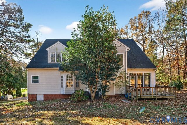 9324 Oak River Dr, South Chesterfield, VA 23803