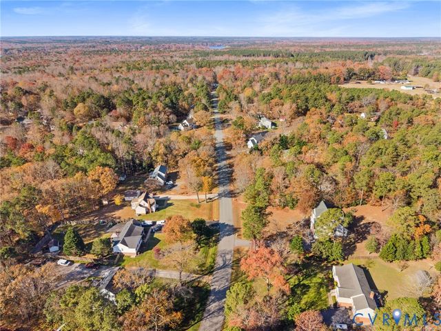 9324 Oak River Dr, South Chesterfield, VA 23803