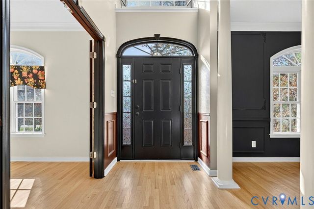 9324 Oak River Dr, South Chesterfield, VA 23803