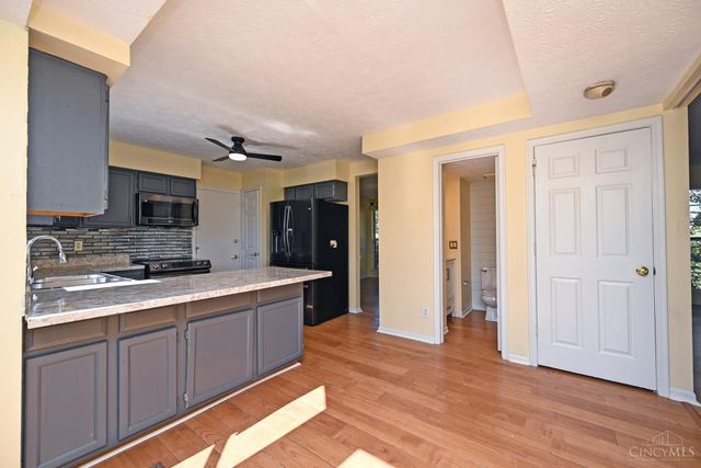 7853 West Chester Road, West Chester, OH 45069