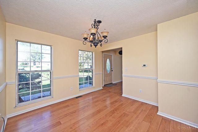 7853 West Chester Road, West Chester, OH 45069