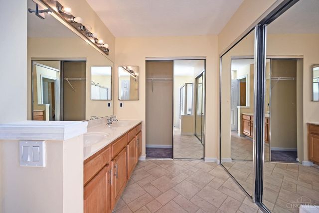 7853 West Chester Road, West Chester, OH 45069