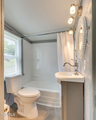 1826 Pittstown Rd Road, Bristol, VA 24201