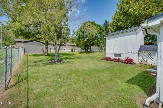 1826 Pittstown Rd Road, Bristol, VA 24201