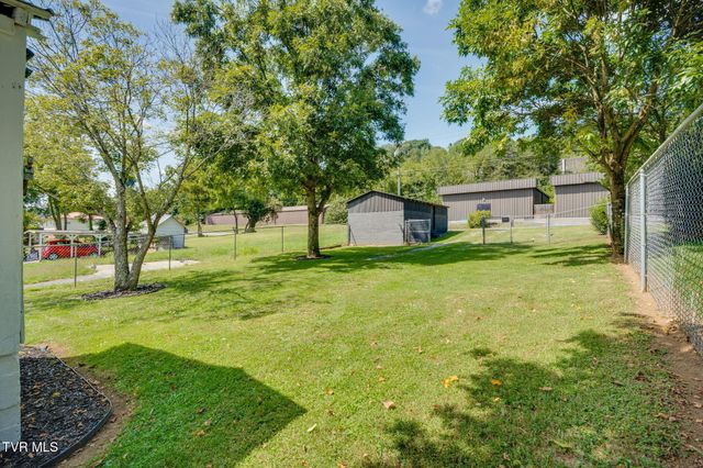 1826 Pittstown Rd Road, Bristol, VA 24201