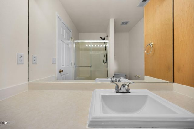 1770 SW 22nd Court, Redmond, OR 97756
