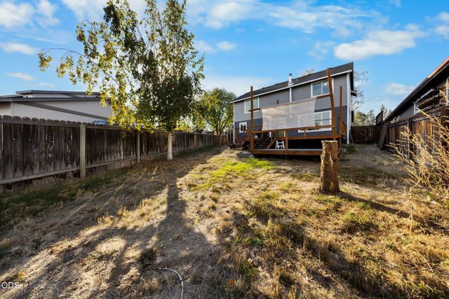 1770 SW 22nd Court, Redmond, OR 97756
