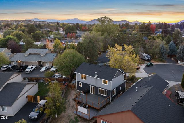 1770 SW 22nd Court, Redmond, OR 97756