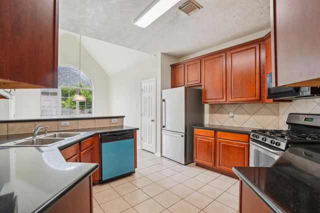 7803 Deerwood Lake Drive, Humble, TX 77346