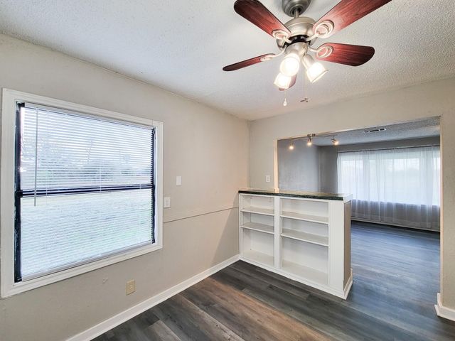 4817 Lawndale Street, La Marque, TX 77568