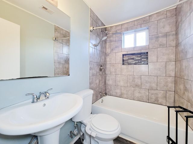 4817 Lawndale Street, La Marque, TX 77568