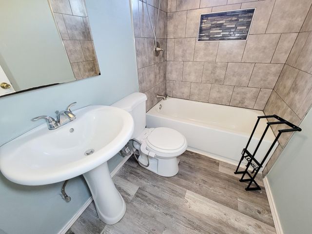 4817 Lawndale Street, La Marque, TX 77568