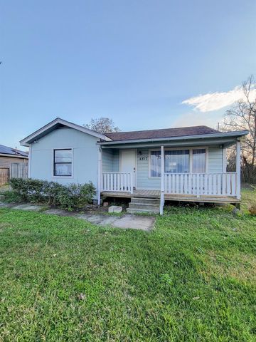 4817 Lawndale Street, La Marque, TX 77568
