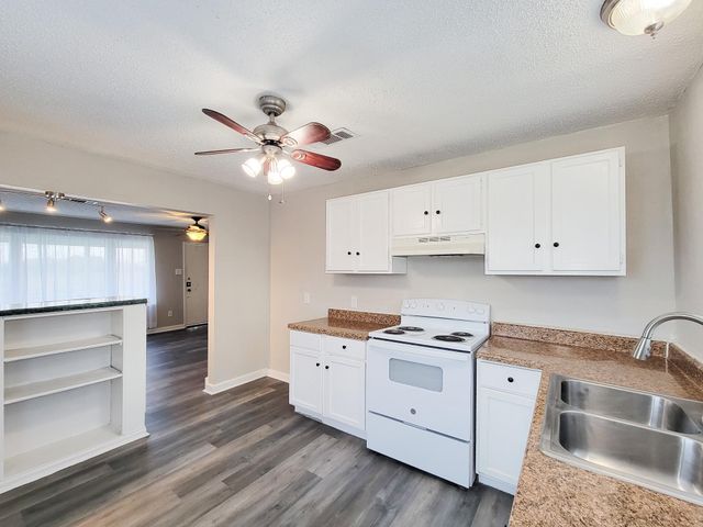 4817 Lawndale Street, La Marque, TX 77568