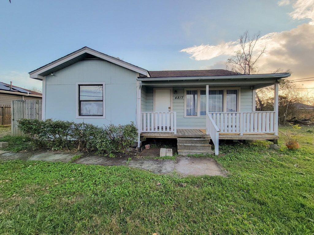 4817 Lawndale Street, La Marque, TX 77568