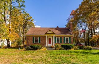 122 Holden St, Holden, MA 01520