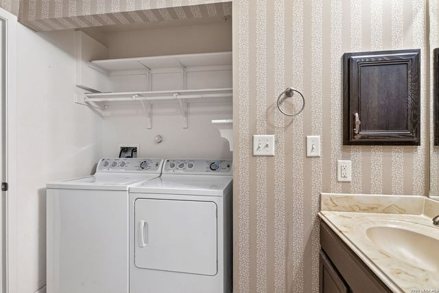 4111 Medical Dr Apt A201, San Antonio, TX 78229