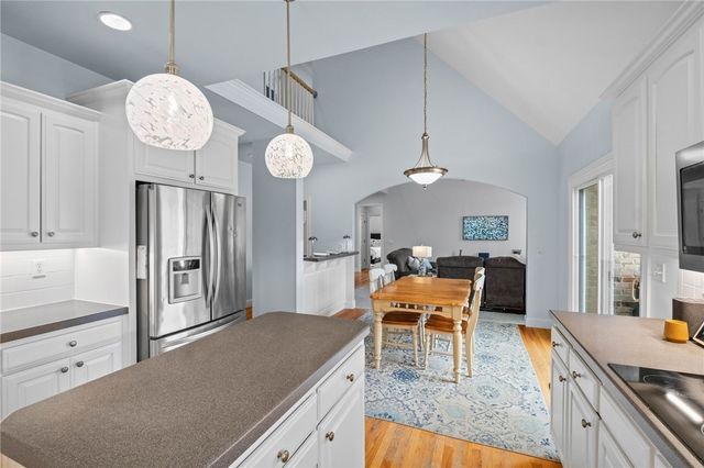 4515 W Creekview Drive, Rogers, AR 72758