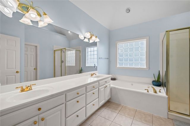 4515 W Creekview Drive, Rogers, AR 72758