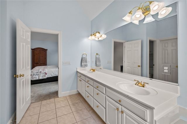 4515 W Creekview Drive, Rogers, AR 72758