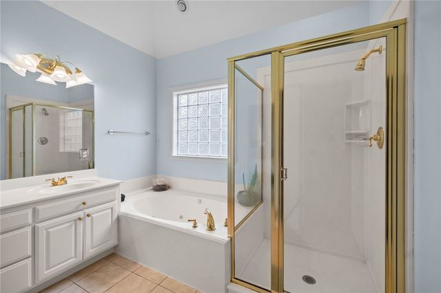 4515 W Creekview Drive, Rogers, AR 72758