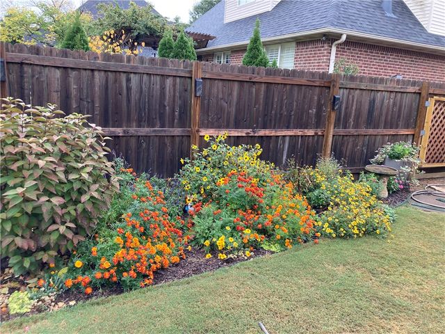 4515 W Creekview Drive, Rogers, AR 72758