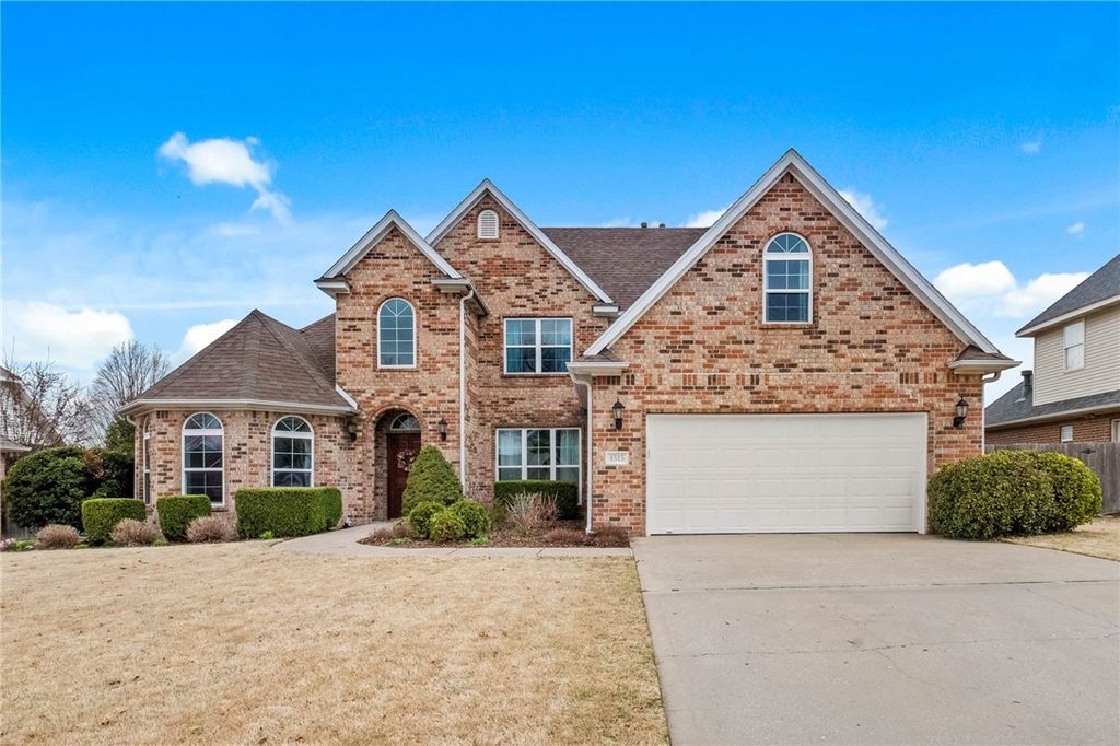 4515 W Creekview Drive, Rogers, AR 72758