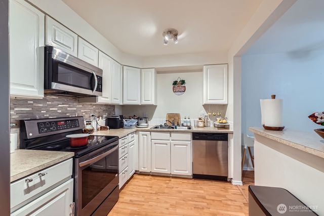 1131 115th Street SW #J3, Everett, WA 98204