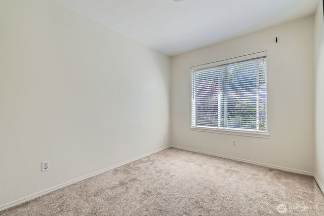 1131 115th Street SW #J3, Everett, WA 98204