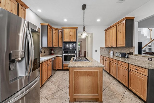 23921 Dorrington Estates Lane, Conroe, TX 77385
