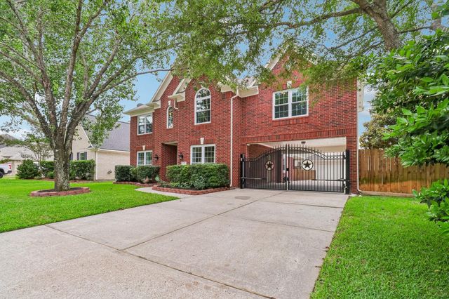 23921 Dorrington Estates Lane, Conroe, TX 77385