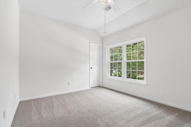 23921 Dorrington Estates Lane, Conroe, TX 77385