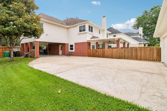 23921 Dorrington Estates Lane, Conroe, TX 77385